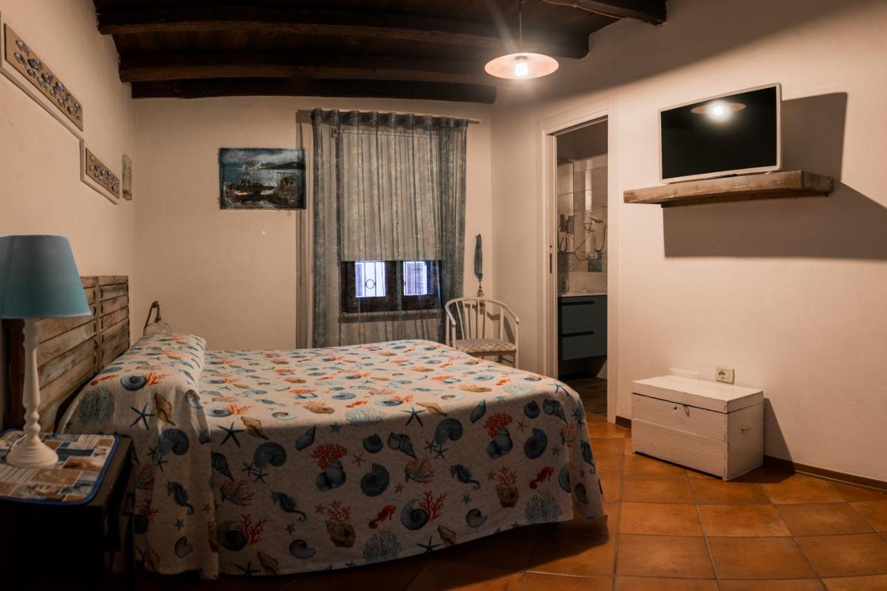 Le Case Di Sottovento Mola di Bari Bagian luar foto